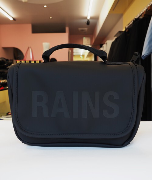 RAINSの新作が入りました
