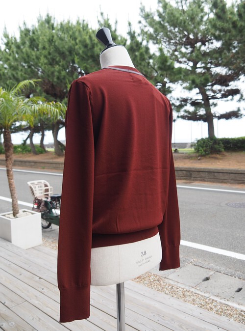 お仕事にお勧めのカーディガン＋タイムサービスのバイカラーベルト