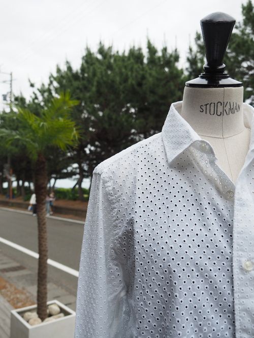 Upper Hightsの少し余裕で履きたいノンストレッチハイライズ、Used Black Denim