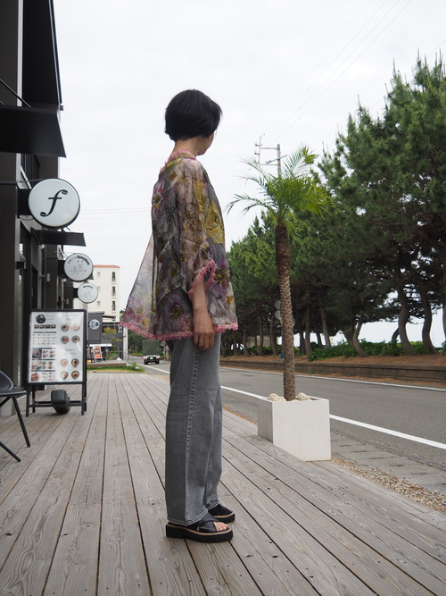Upper Hightsの少し余裕で履きたいノンストレッチハイライズ、Used Black Denim