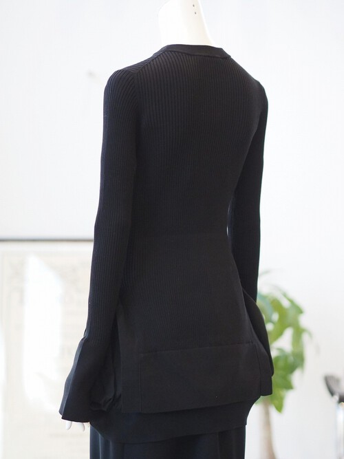人気です、Margielaチェーンウォレットのグレージュ＋ENFŐLDのコレクションラインTops