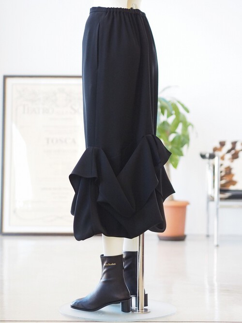 人気です、Margielaチェーンウォレットのグレージュ＋ENFŐLDのコレクションラインTops