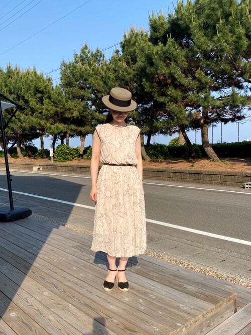 細めのパンツに合わせたい丈長めの洗えるTops