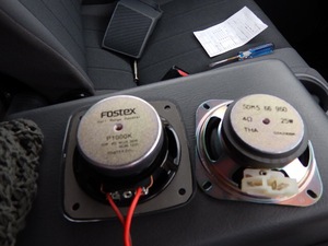 フロントスピーカも変えちゃった。