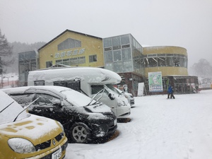雪道でした。