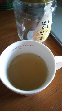 ホットはちみつれもん+しょうが。 2016/11/05 07:43:41