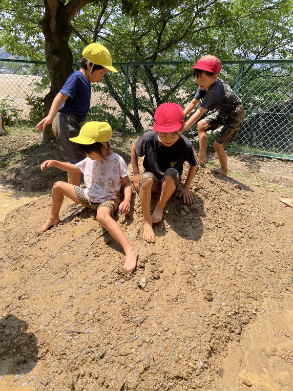 どろんこ遊び！
