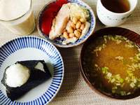new! 10/12(土)「一汁一菜おにぎりワークショップ」♪