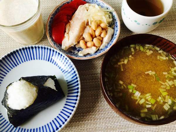 new! 10/12(土)「一汁一菜おにぎりワークショップ」♪