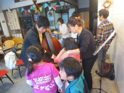ライブCafe@三米アトリエ「トリオ146」開催しました♪