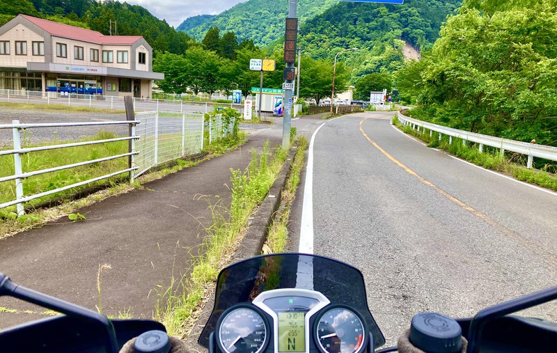 週末ツーリング情報 千頭駅付近 路面温度30℃