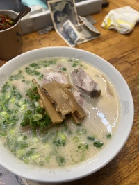 2週ﾚﾝﾁｬﾝ！とんこつﾁｬｰｼｭｰ替玉高菜 2024/09/15 16:53:34