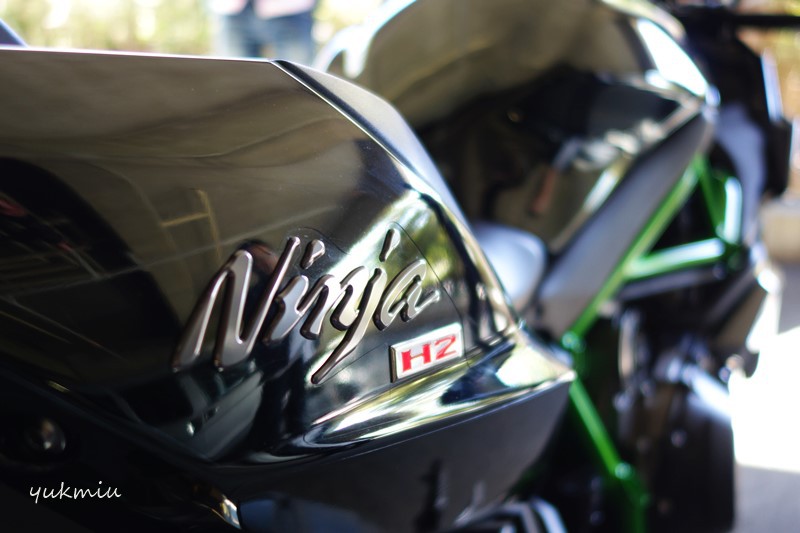Kawasaki Ninja H2 でご来社！