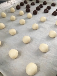 明日、グルテンフリーおやつ屋オープンします＾＾