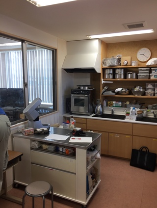 業務用スチームコンベクションオーブン及び排気フード新設工事！