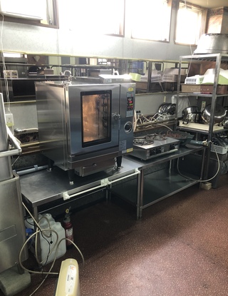 各種業務用厨房機器入替工事！①スチームコンベクションオーブン②チップアイス製氷機③冷蔵ショーケース