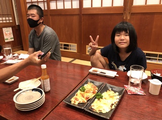 祝！次男坊14歳の誕生日！お祝いはケーキと、浜北区「こばやし」さんでディナー！