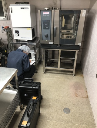 スチームコンベクションオーブン入替工事！