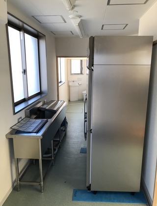掛川市内「智光こども園」業務用厨房機器 搬入工事！