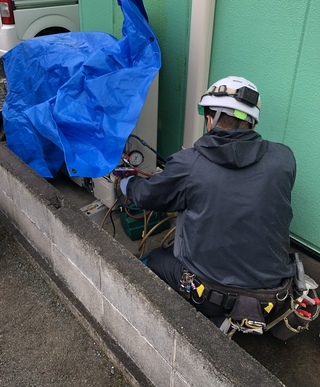 業務用プレハブ冷蔵庫用冷凍機 入替工事