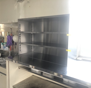 業務用厨房機器 ①貯湯式湯沸器②上棚 新設工事！