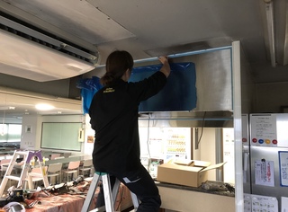 社員食堂の業務用排気工事！