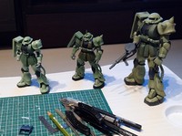 ザクを見比べながら作る1/144HGUCザクⅡ②