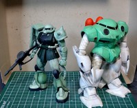 溶剤を使わず陰影等塗装　ＨＧＵＣザクⅡと旧キットズゴックＥ