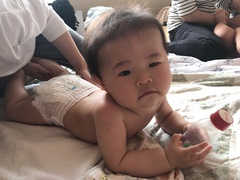 気持ちの良いベビーマッサージで親子の絆を深めましょう♪