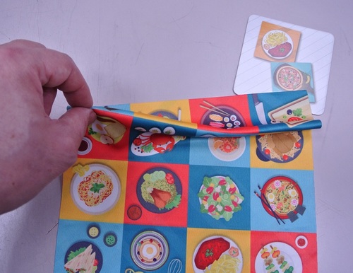 布を折りたたむアナログゲーム。Fold・it(フォールドイット)