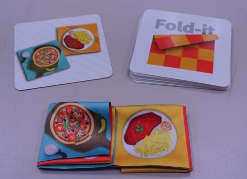 布を折りたたむアナログゲーム。Fold・it(フォールドイット)
