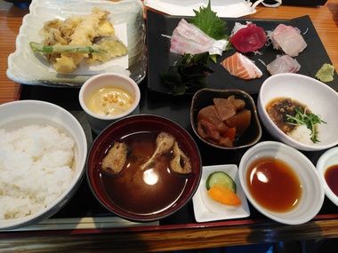 やっと