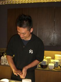 東田町の酒食テーブル　紀へ
