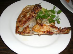 東田町の酒食テーブル　紀へ