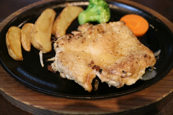 あさくまさんでランチ☆サラダバーとソフト食べホで大人気