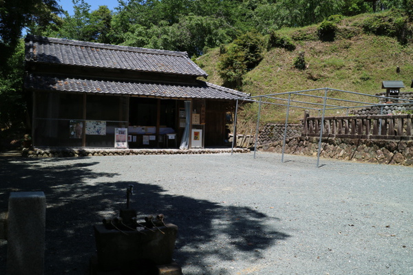 蜂前神社に参拝して御朱印をいただきました☆