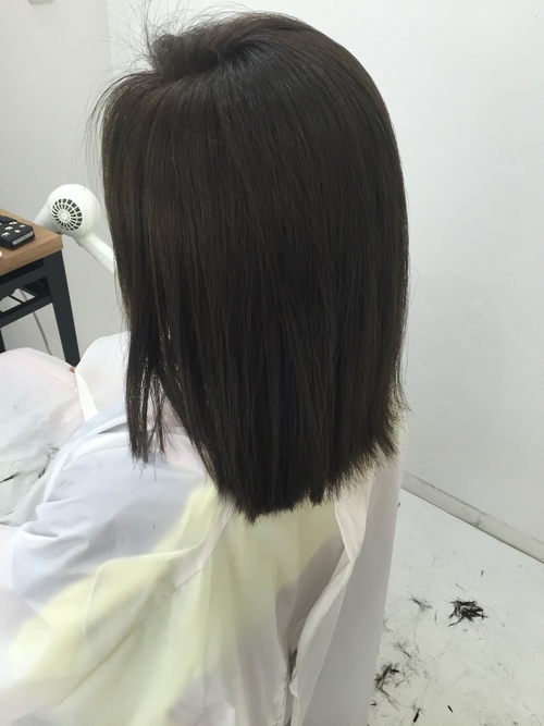 幻のカラーリング ワンメイクでアッシュグレー系に Sandwich Hairの毎日美容師