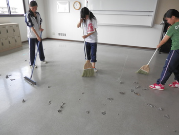 恒例の「大掃除」！