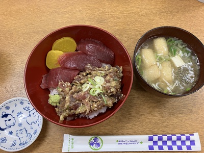 鉄火丼