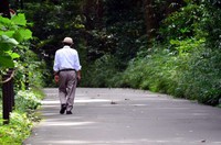 高齢の父親が自宅近くへの外出でも迷子に、警察への捜索願いも考えた