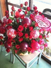 ５８歳のお誕生日に５８本の薔薇！