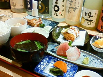 モール街　ランチ「ふく亭」