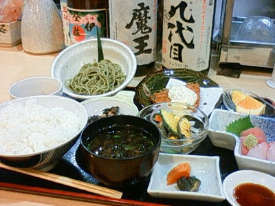 モール街　ランチ「ふく亭」