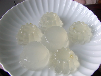 梅ゼリーをどうぞ！