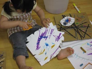 クモの巣を作ろう（お母さんと一緒教室）