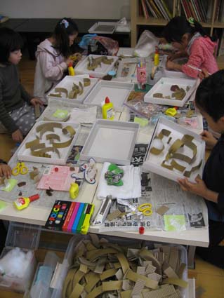ビー玉迷路を作ろう（工作教室）