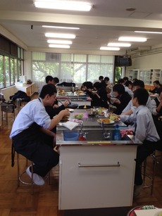 学院中学に行ってきました