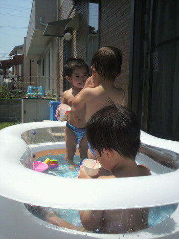 水遊び