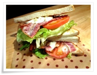 輪.コムvol.11出店者様ご紹介　《　　BROWNIE SANDWICH　　》