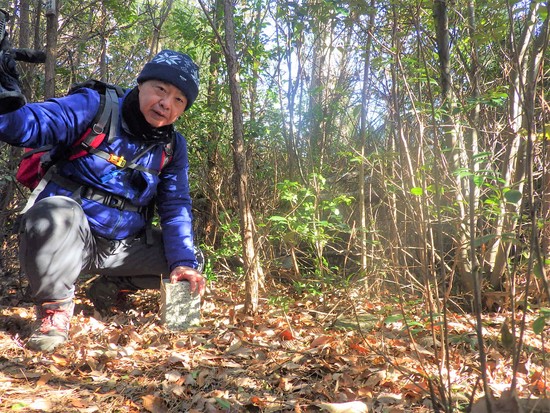 湖西連峰・坊ヶ峰へ！平山登山口から中山峠を冒険！三角点と新ルート探索
